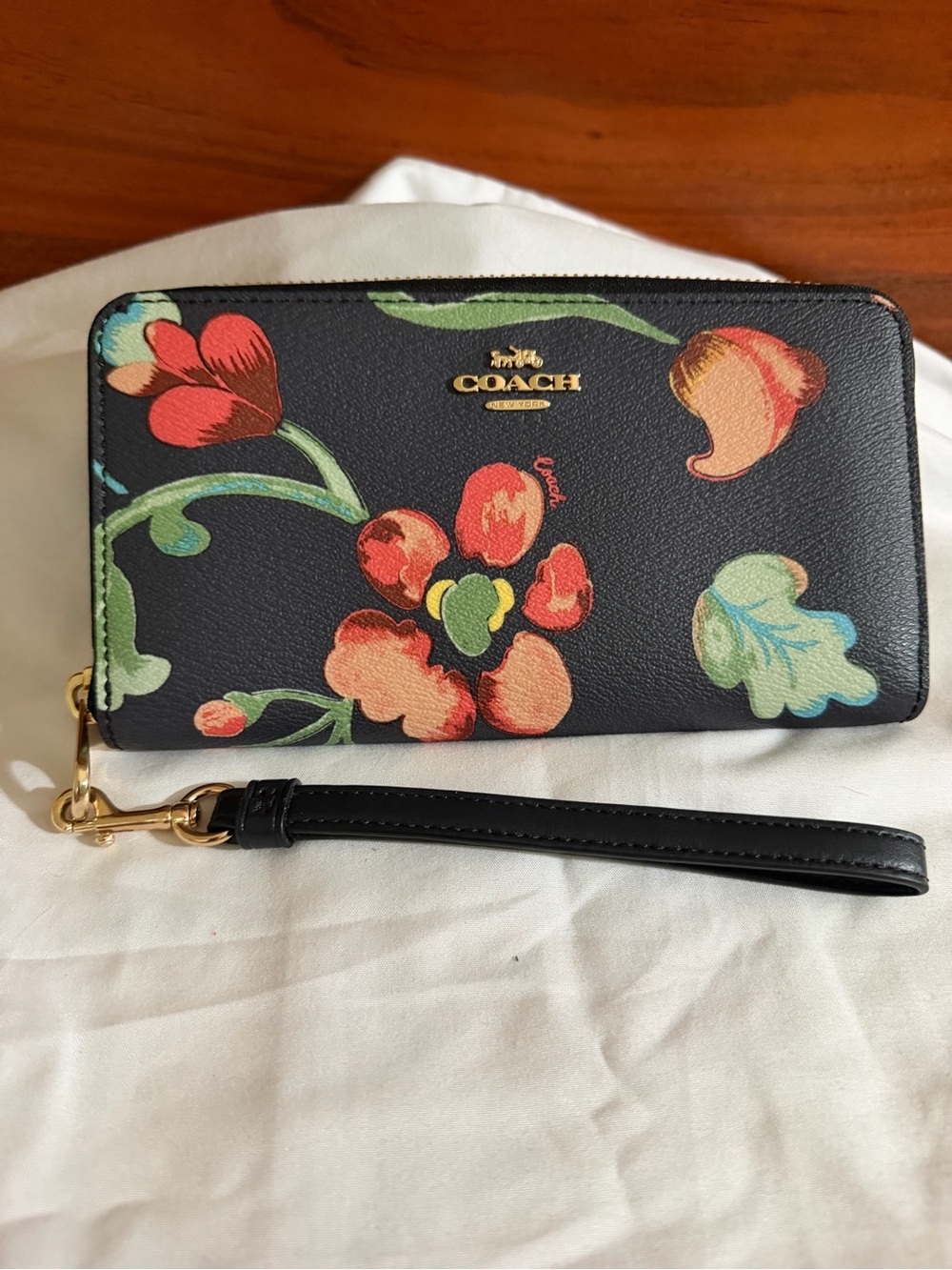 COACH Navy Dreamy Land floral Zip Wristlet Wallet